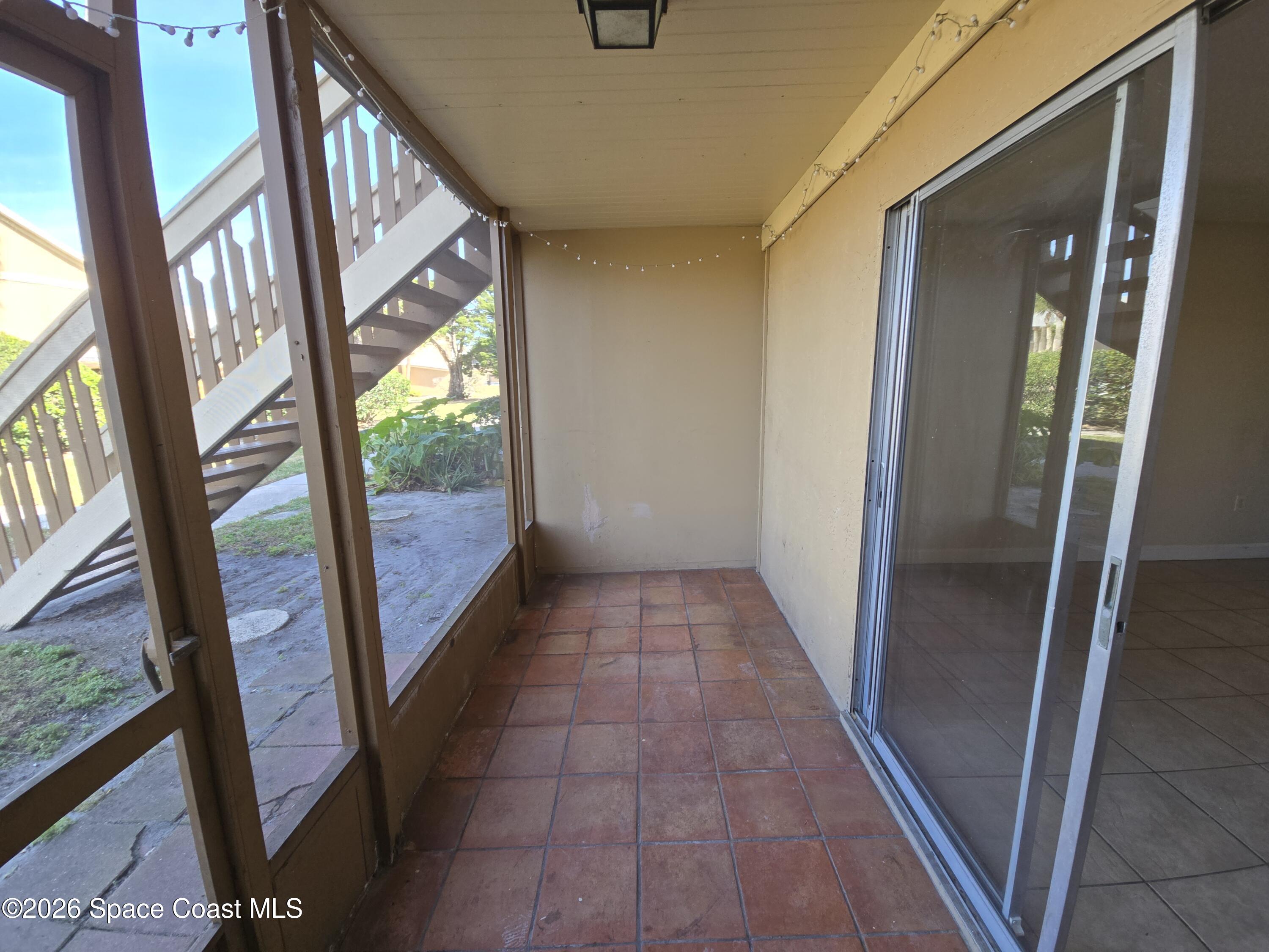 174 Ulster Lane Melbourne, FL 32935 - Photo 22 of 25 a view of a hallway
