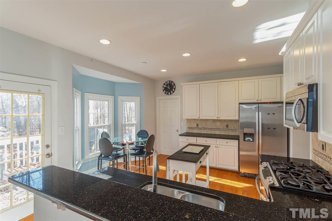 4105 Crystal Clay Court Raleigh, NC 27613 - Photo 4 of 24 Gallery Image 4