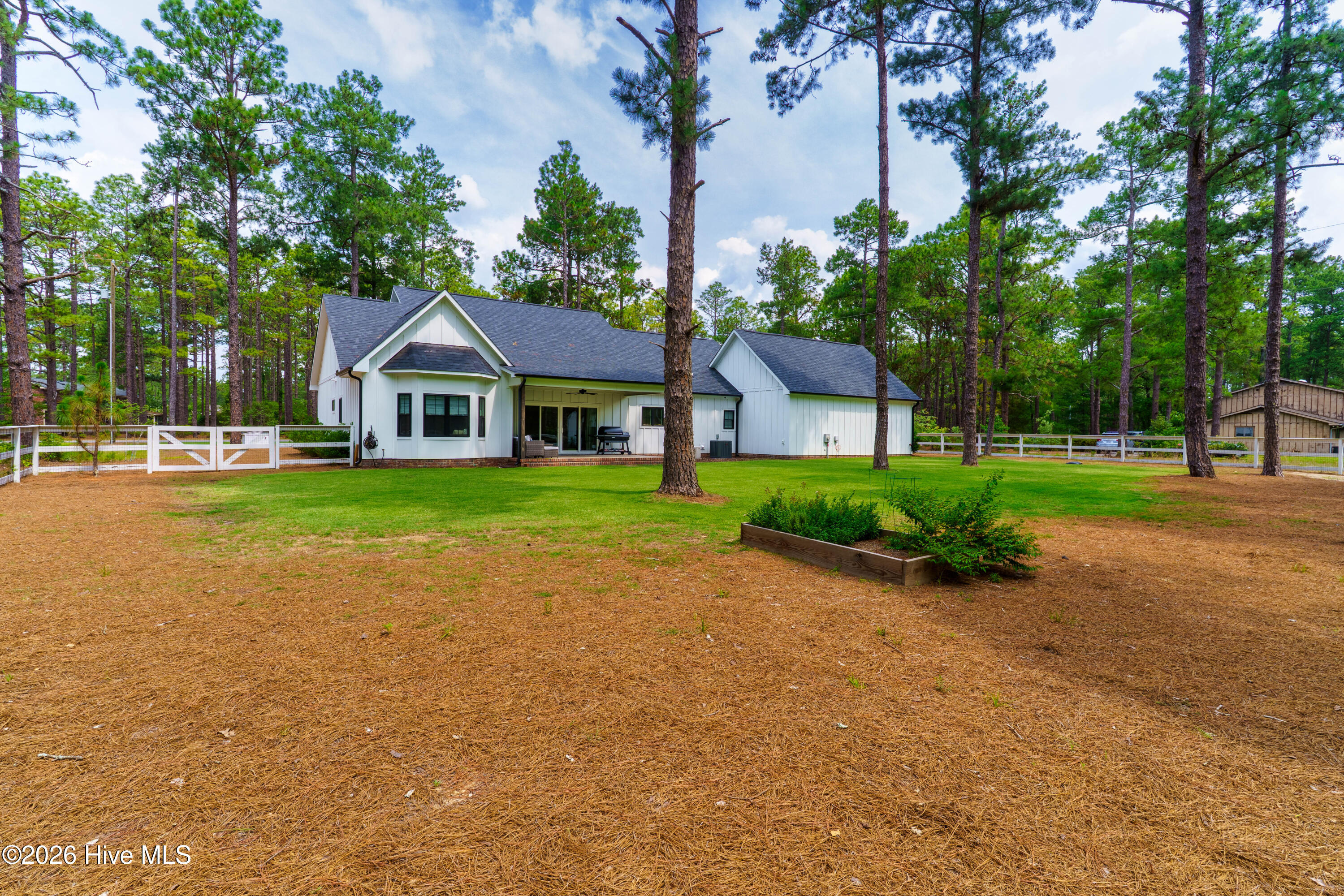 1241 Linden Road Aberdeen, NC 28315 - Photo 34 of 46