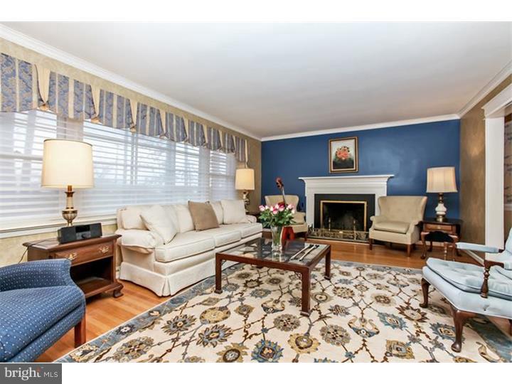 1013 Croton Road Wayne, PA 19087 - Photo 5 of 25 Living Room