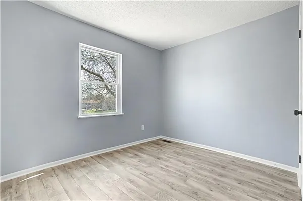 $240,000 | 8270 Perry Street, Overland Park, KS 66204
