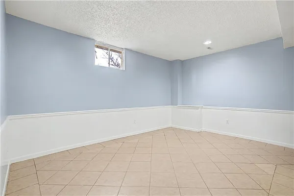$240,000 | 8270 Perry Street, Overland Park, KS 66204