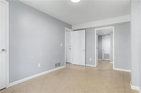 $240,000 | 8270 Perry Street, Overland Park, KS 66204