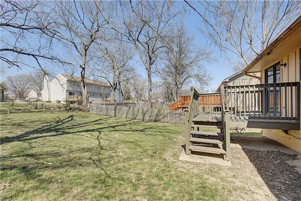 $240,000 | 8270 Perry Street, Overland Park, KS 66204