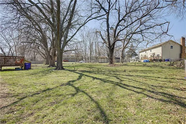 $240,000 | 8270 Perry Street, Overland Park, KS 66204