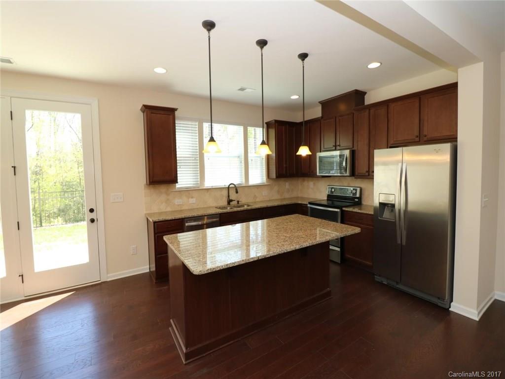 1110 Roderick Drive Fort Mill, SC 29708 - Photo 2 of 6