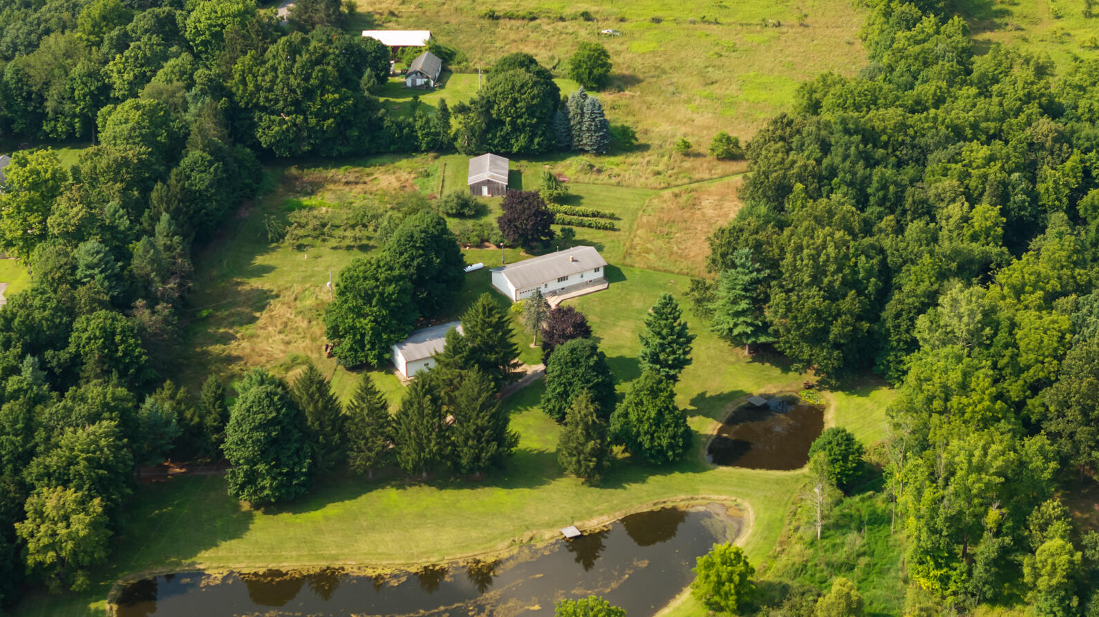 4475 North Sandstone Road Parma, MI 49269 - Photo 45 of 76 4475 N. Sandstone Rd Parma MI (Aerial) -