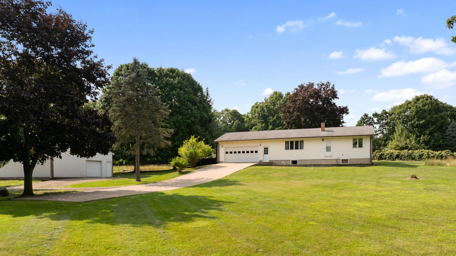 4475 North Sandstone Road Parma, MI 49269 - Photo 52 of 76 4475 N. Sandstone Rd Parma MI (Aerial) -