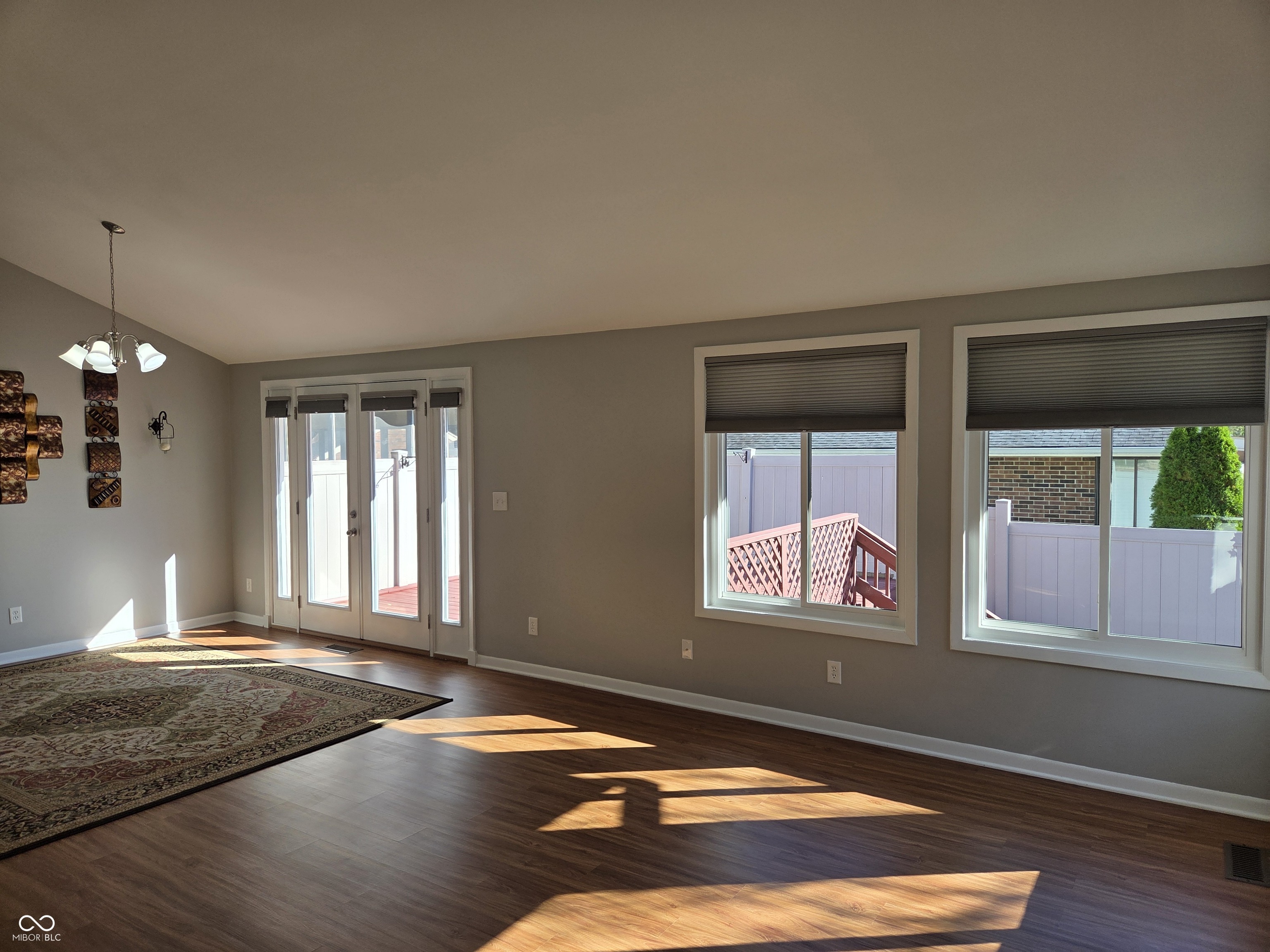 943 Mockernut Court Columbus, IN 47201 - Photo 12 of 24