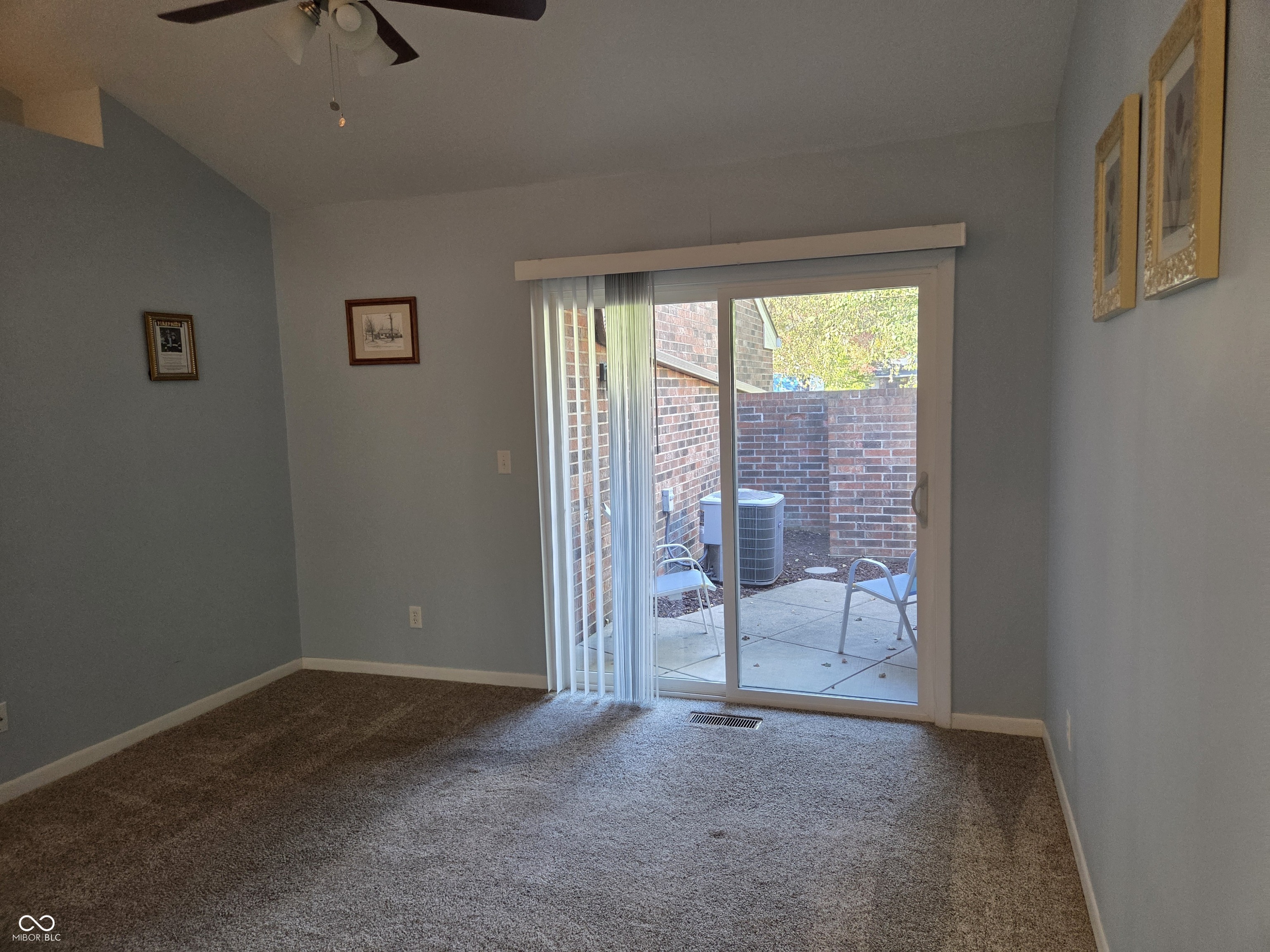 943 Mockernut Court Columbus, IN 47201 - Photo 21 of 24