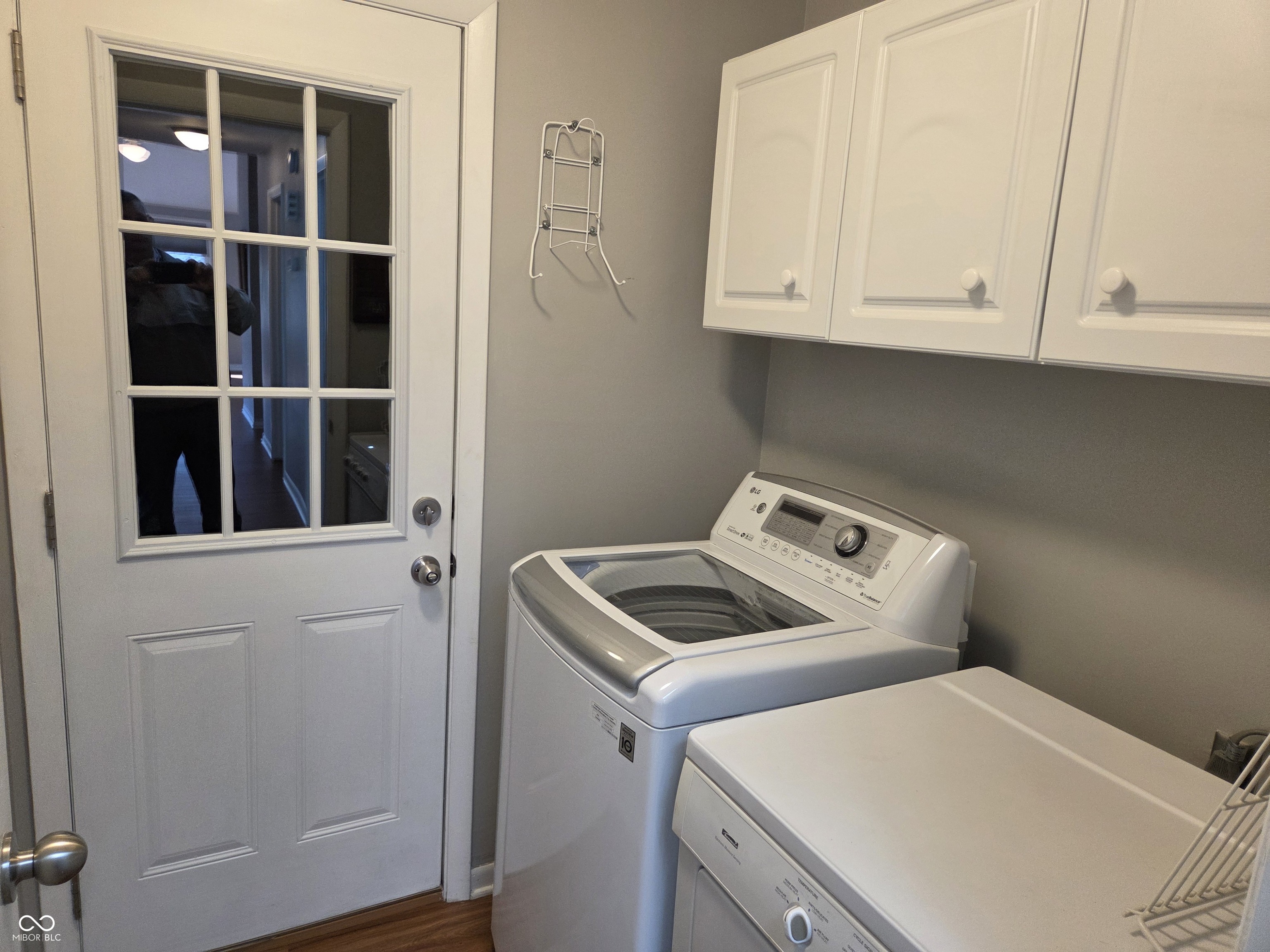 943 Mockernut Court Columbus, IN 47201 - Photo 23 of 24