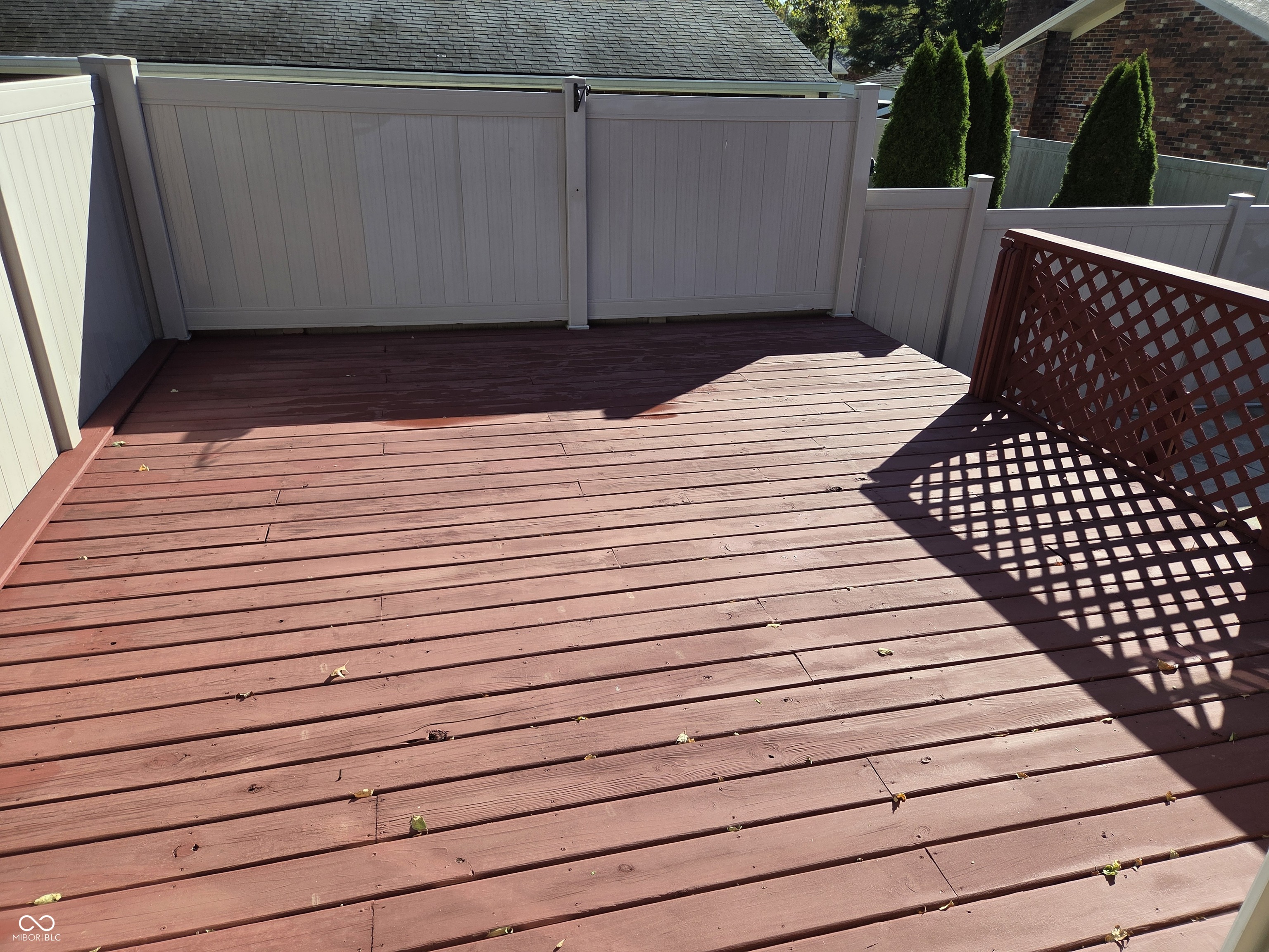 943 Mockernut Court Columbus, IN 47201 - Photo 8 of 24