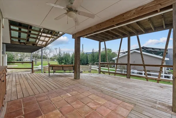 $359,900 | 542 16th Street, San Leon, TX 77539