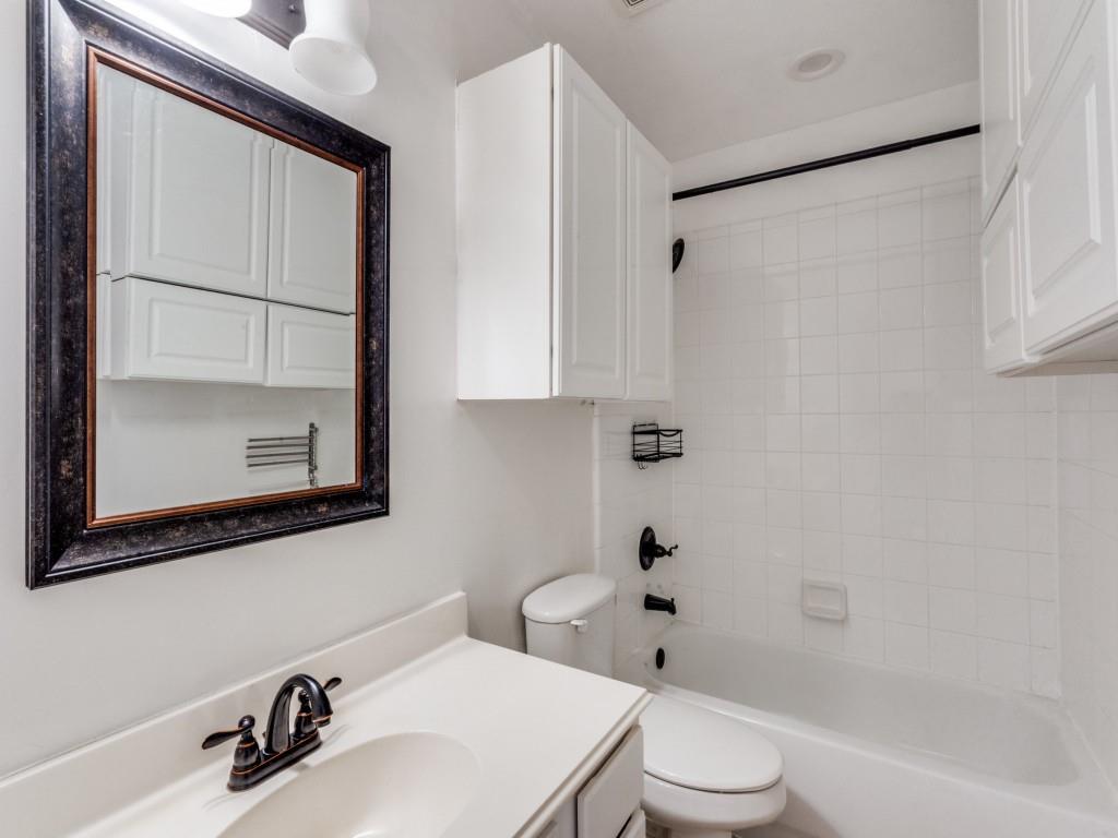 8008 Springmoss Drive Plano, TX 75025 - Photo 19 of 25