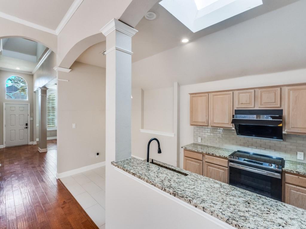 8008 Springmoss Drive Plano, TX 75025 - Photo 4 of 25