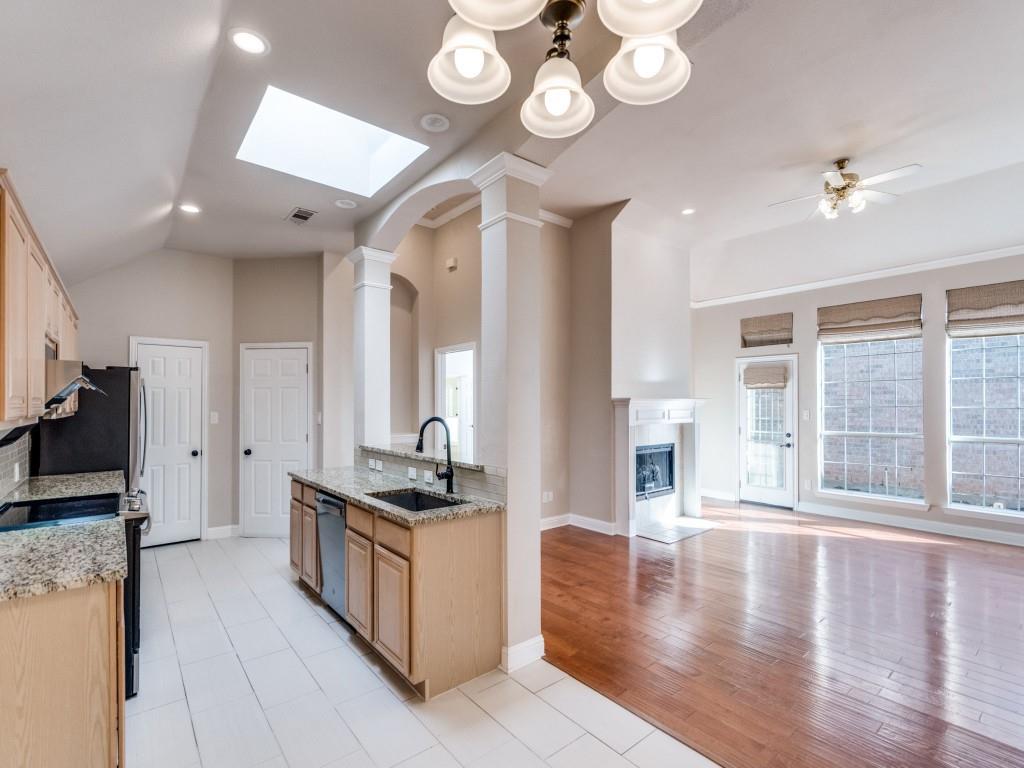 8008 Springmoss Drive Plano, TX 75025 - Photo 6 of 25