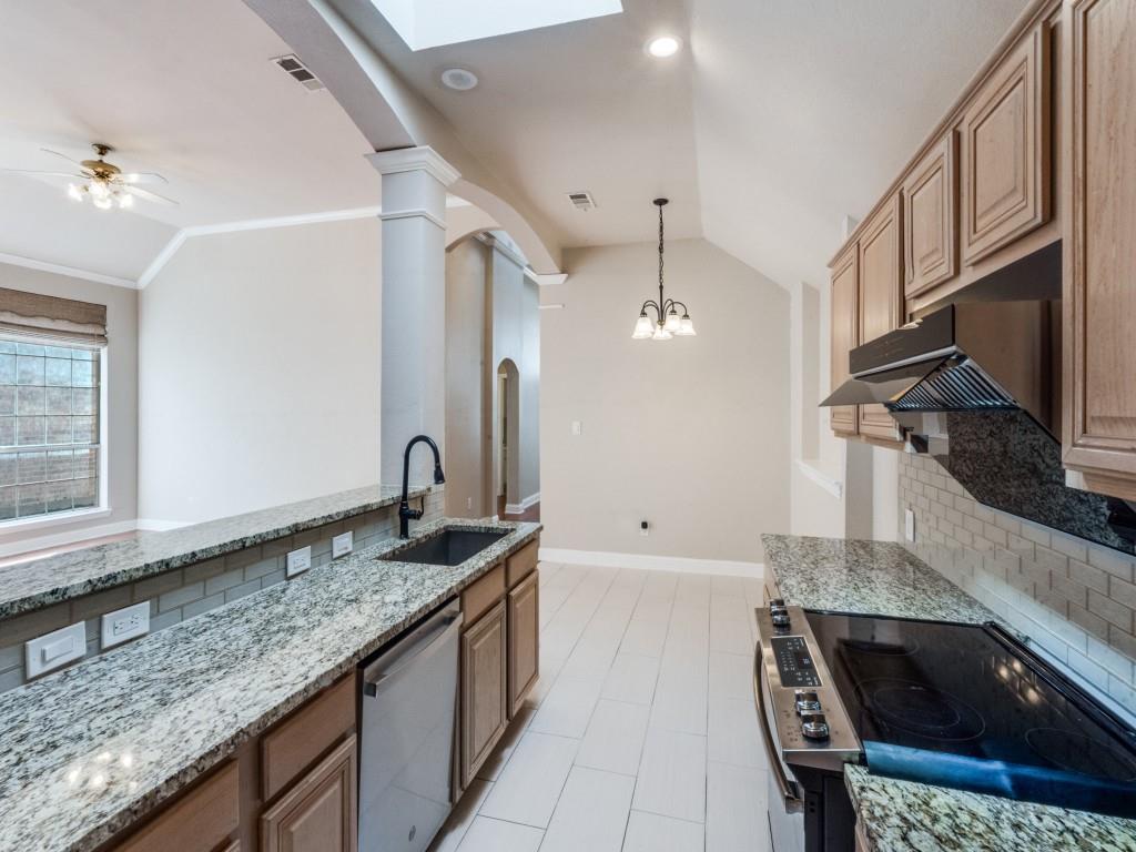 8008 Springmoss Drive Plano, TX 75025 - Photo 8 of 25