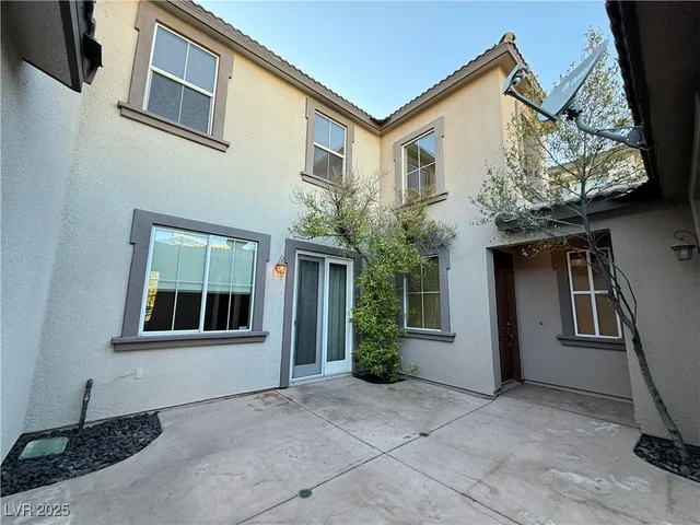 $2,450 | 11392 Belmont Lake Drive, Unit 103, Las Vegas, NV 89135