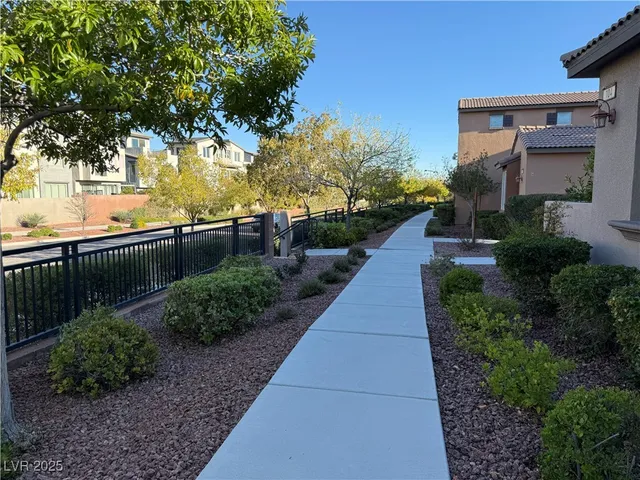 $2,295 | 11392 Belmont Lake Drive, Unit 103, Las Vegas, NV 89135