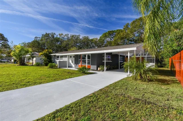 $6,800 | 2042 Craft Lane, Sarasota, FL 34239