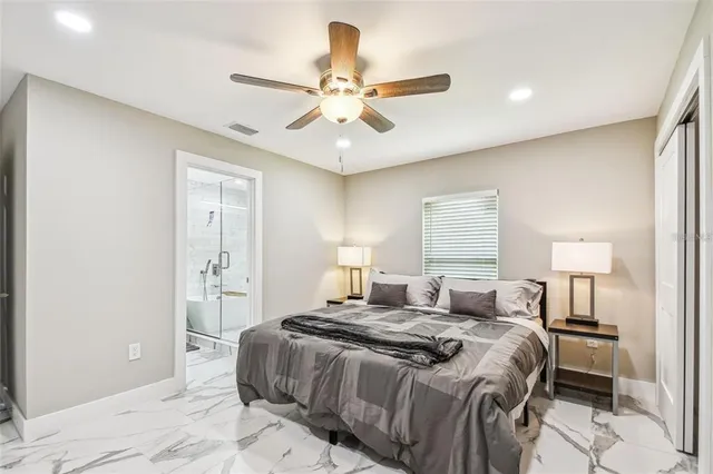 $6,800 | 2042 Craft Lane, Sarasota, FL 34239