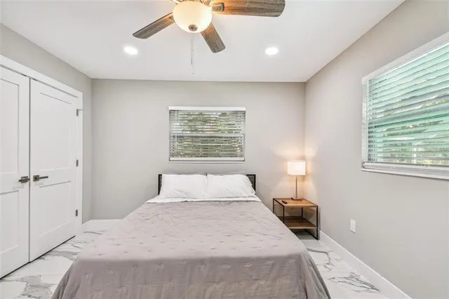 $6,800 | 2042 Craft Lane, Sarasota, FL 34239