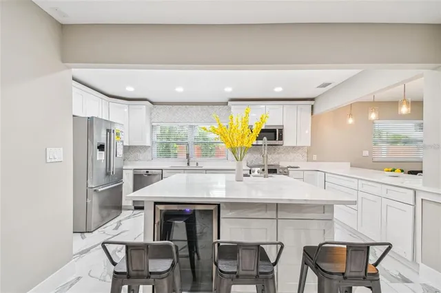 $6,800 | 2042 Craft Lane, Sarasota, FL 34239