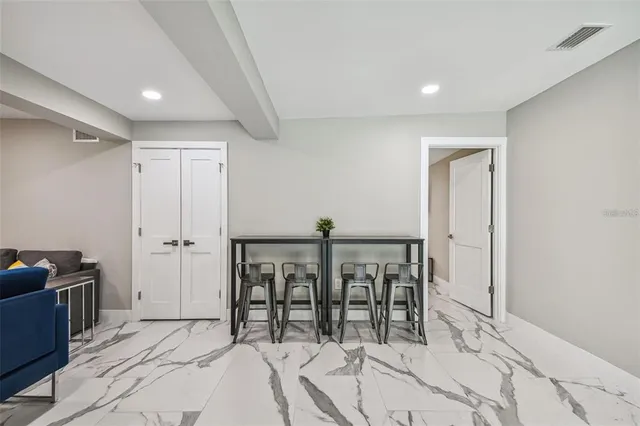 $6,800 | 2042 Craft Lane, Sarasota, FL 34239