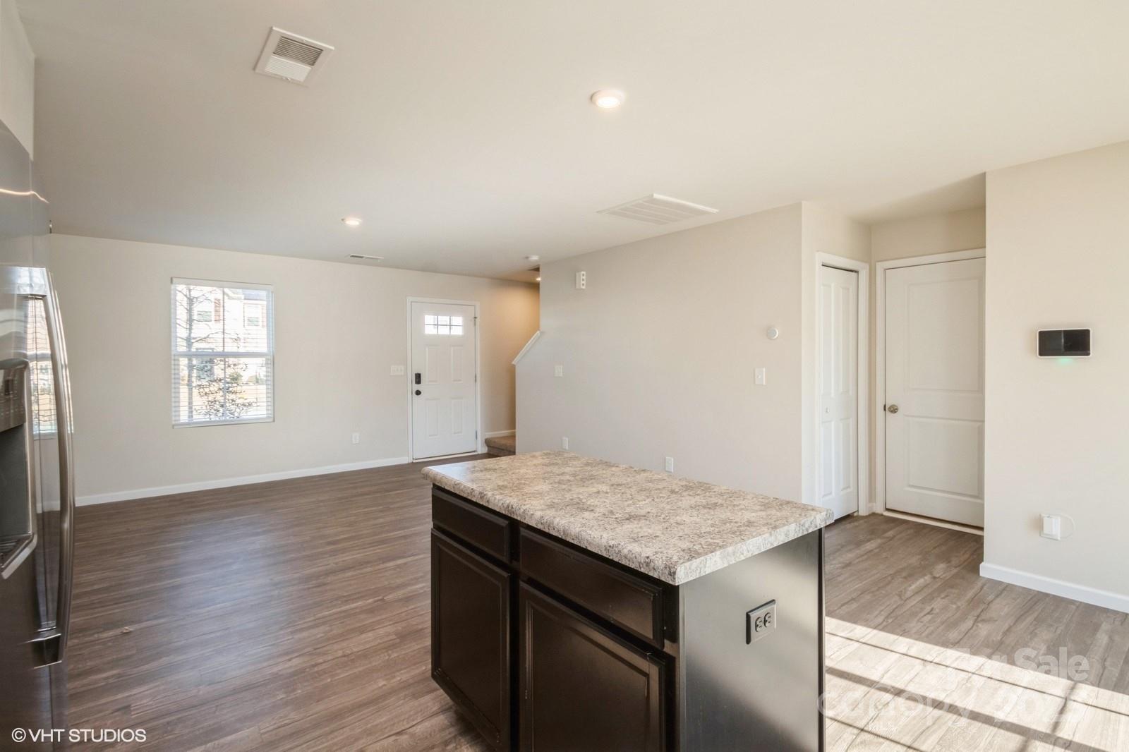 7418 Irwin Road Charlotte, NC 28215 - Photo 13 of 31 Gallery Image 13