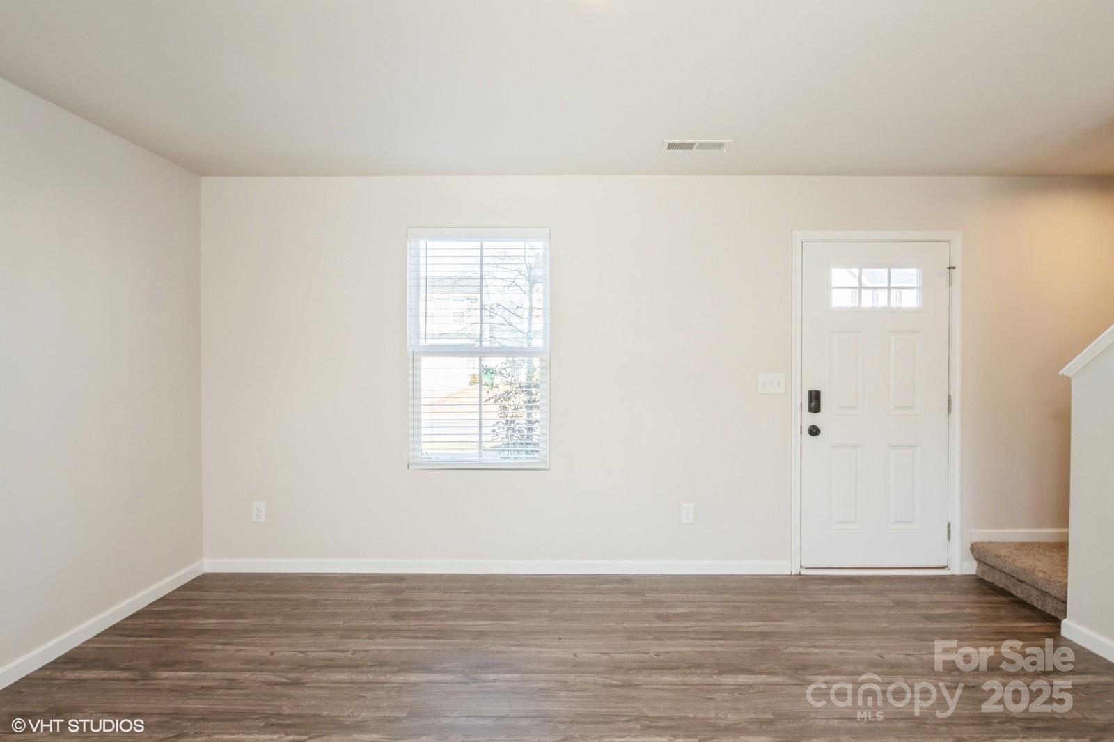 7418 Irwin Road Charlotte, NC 28215 - Photo 6 of 31 Gallery Image 6