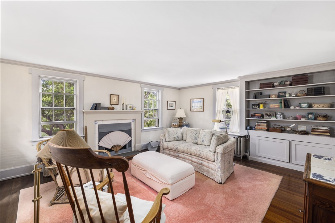 37 Continental Drive Middletown, RI 02842 - Photo 12 of 50