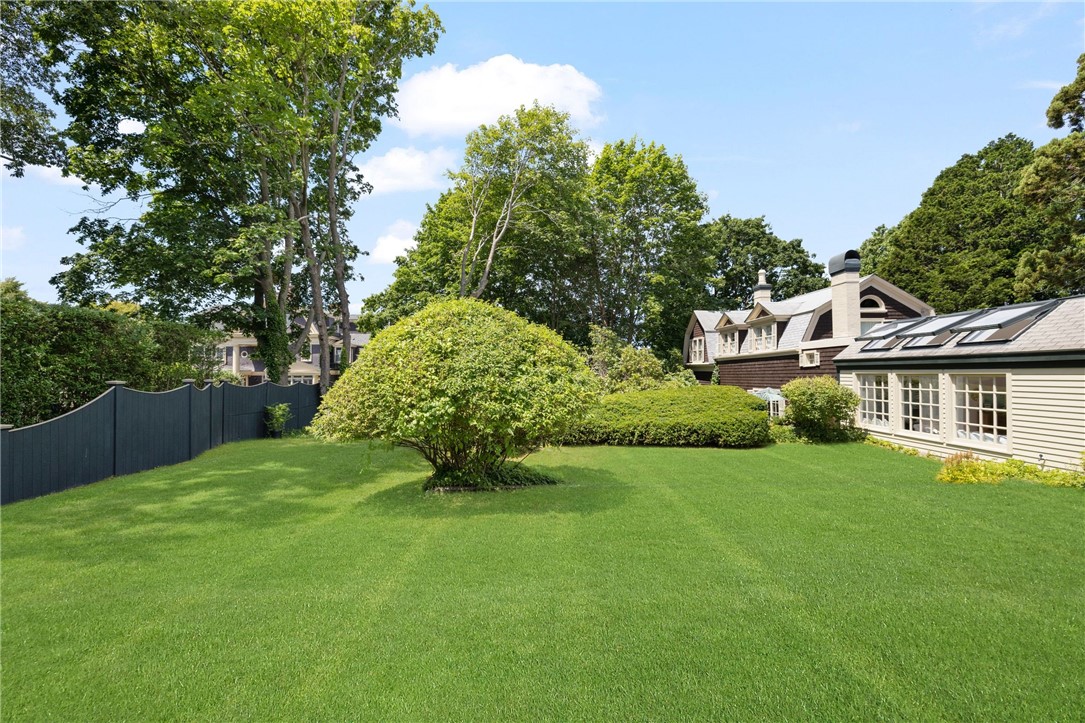 37 Continental Drive Middletown, RI 02842 - Photo 26 of 50