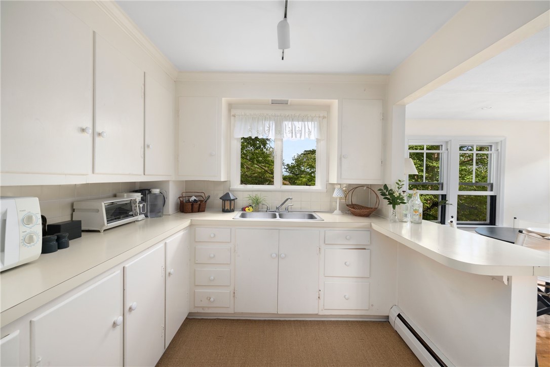 37 Continental Drive Middletown, RI 02842 - Photo 31 of 50 GH Kitchen