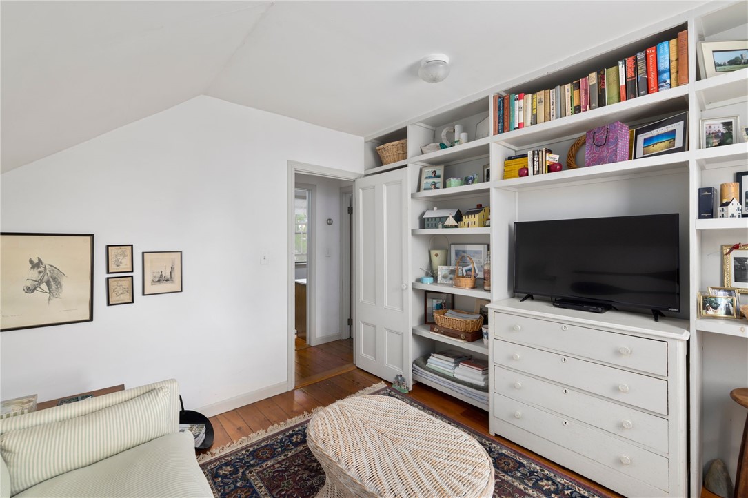 37 Continental Drive Middletown, RI 02842 - Photo 36 of 50 GH Bedoom or den