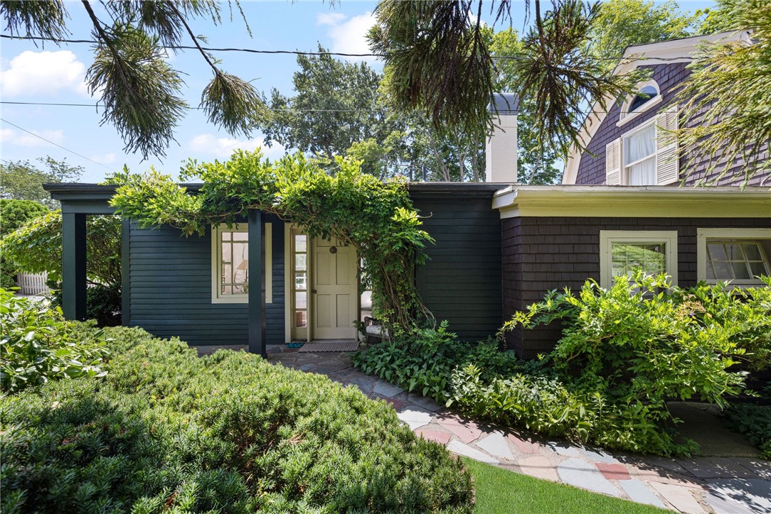 37 Continental Drive Middletown, RI 02842 - Photo 44 of 50