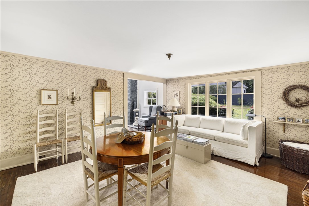 37 Continental Drive Middletown, RI 02842 - Photo 9 of 50