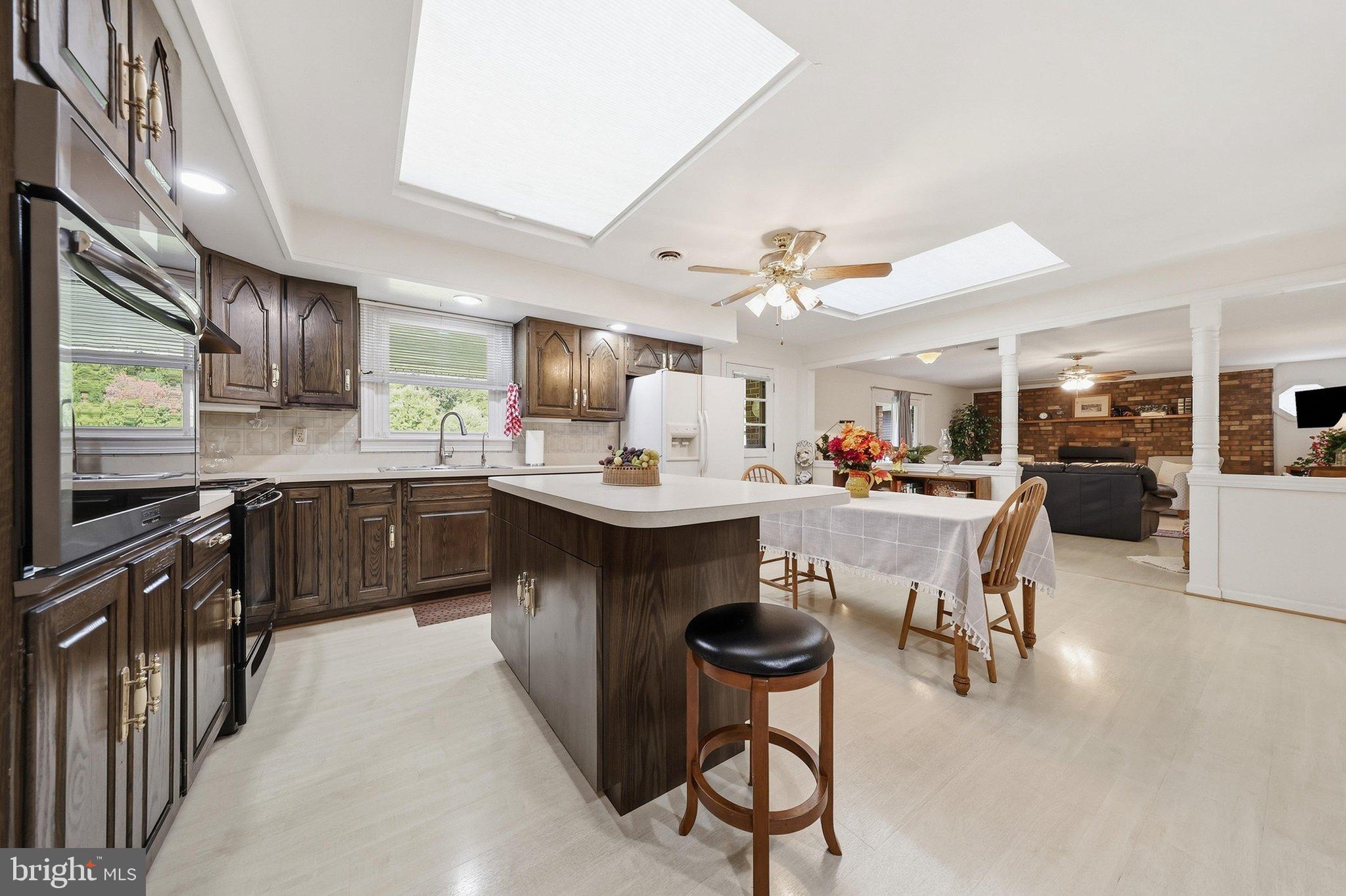 1716 Gablehammer Road Westminster, MD 21157 - Photo 5 of 52 Kitchen & Morning Room