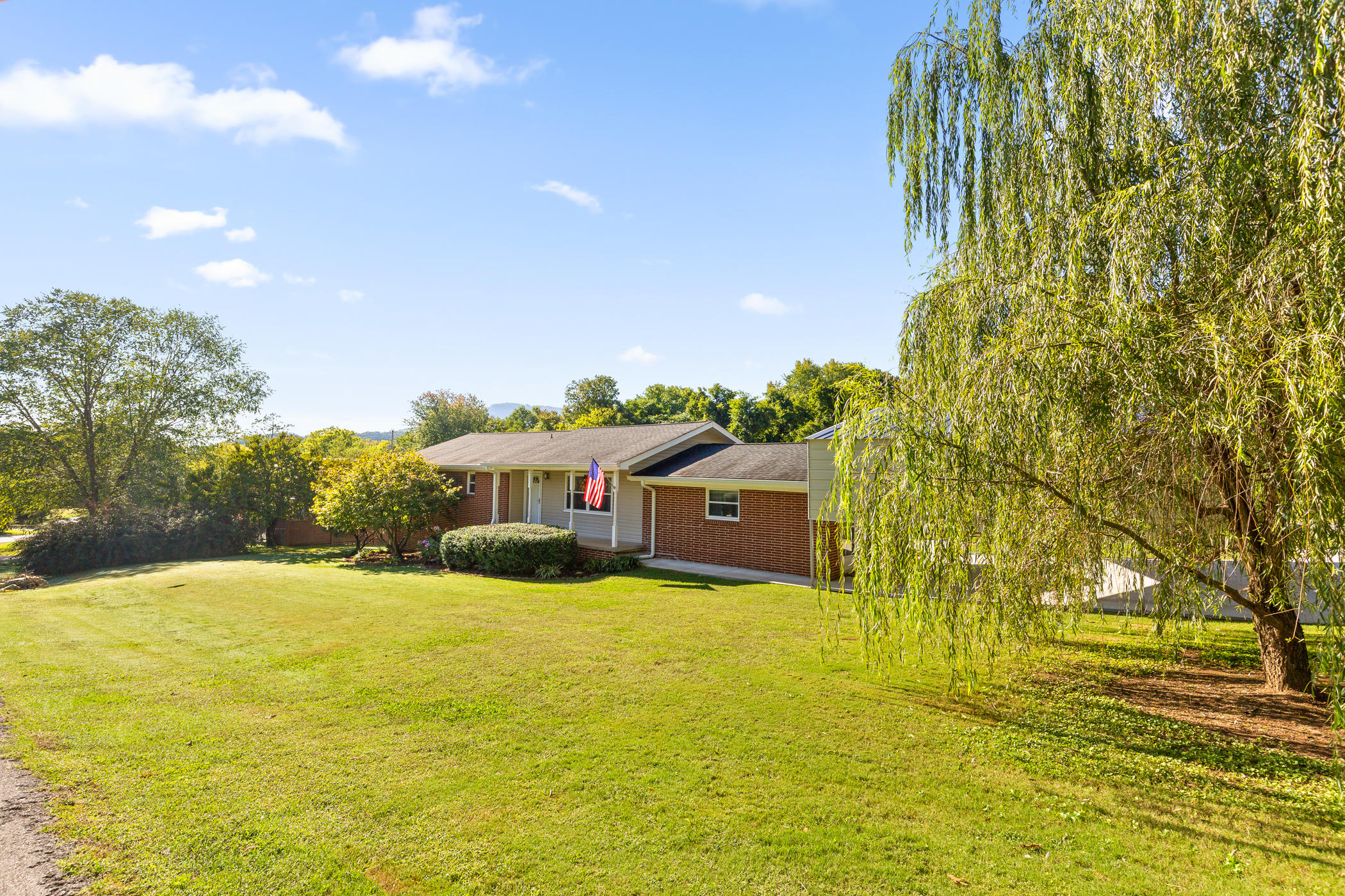 613 Pan Gap Road Chattanooga, TN 37419 - Photo 2 of 22 Pan Gap (33 of 40)