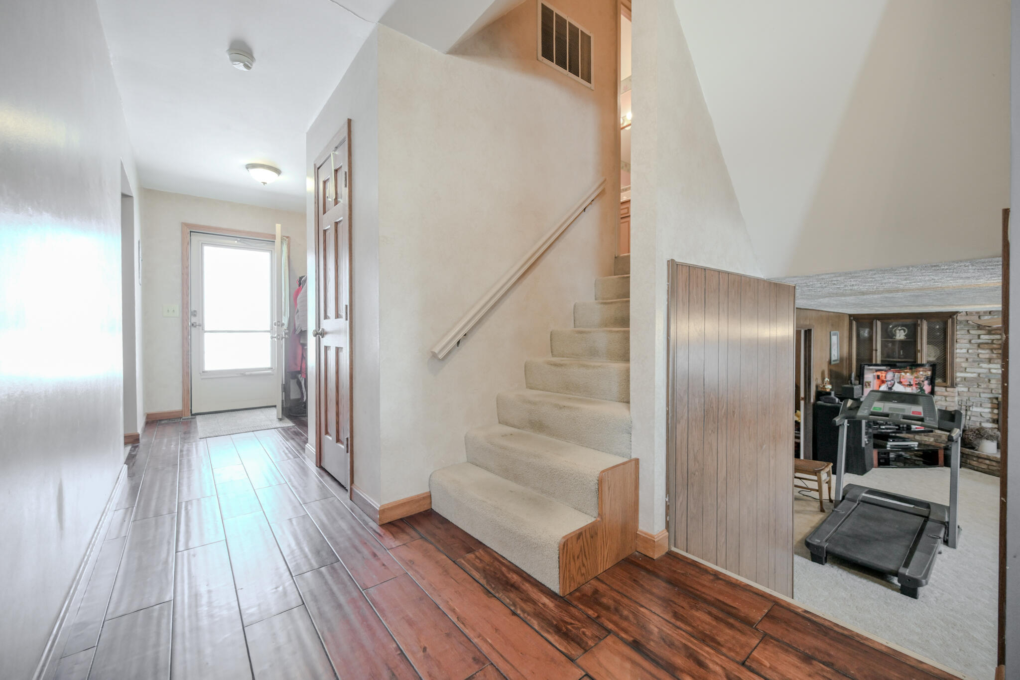 5670 Prairie Road Springfield, OH 45502 - Photo 12 of 47 Gallery Image 12