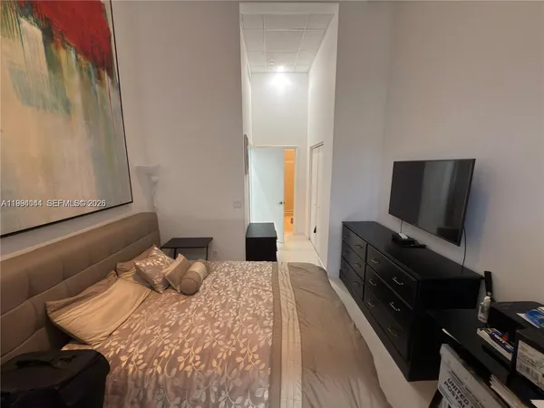 $4,900 | 475 Brickell Avenue, Unit 2813, Miami, FL 33131