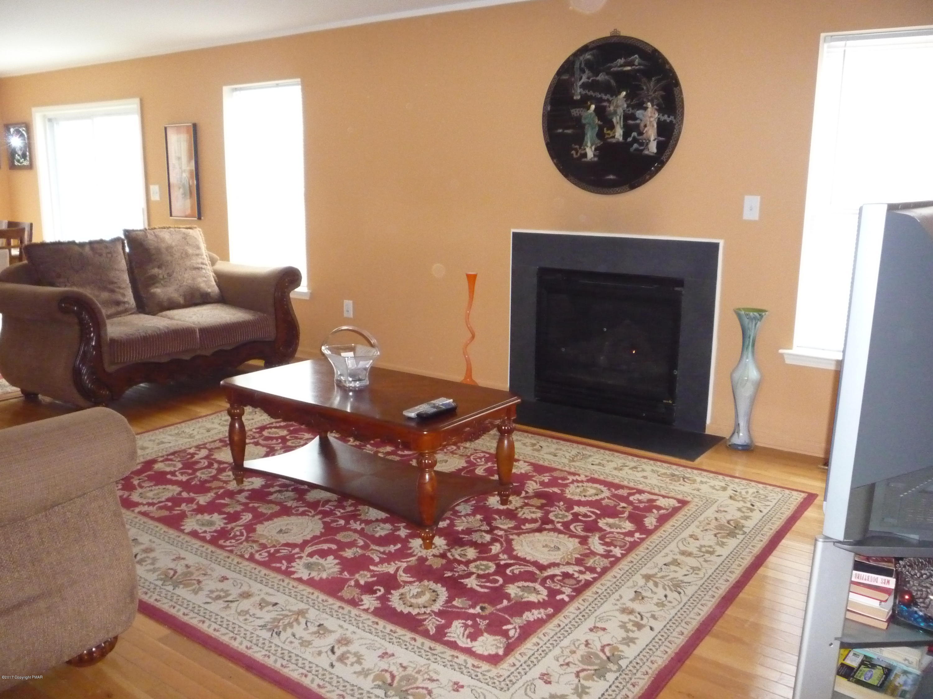113 3154) Kirkham Road Bushkill, PA 18324 - Photo 19 of 25 Golbert 034