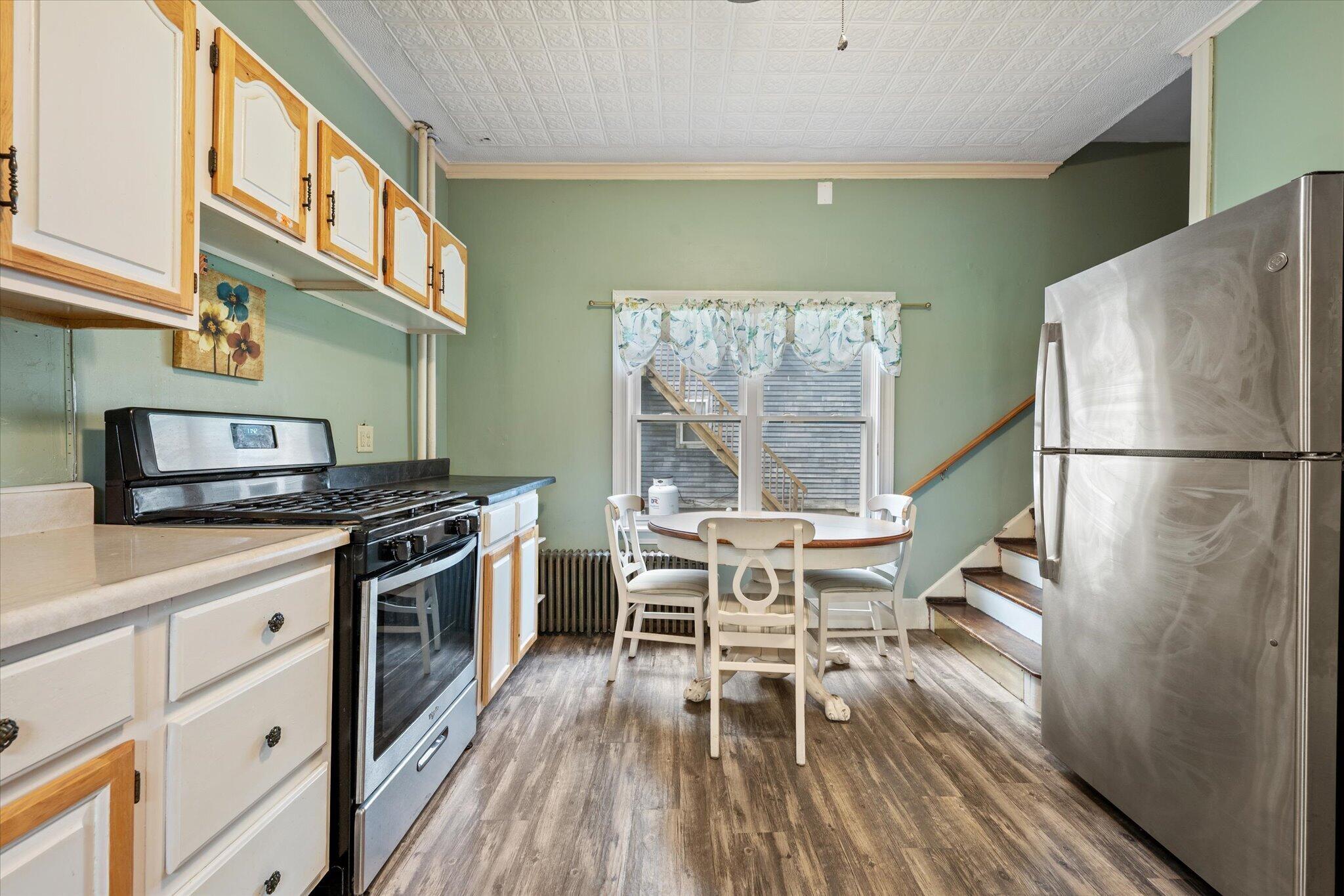 340 State Street Bangor, ME 04401 - Photo 28 of 71 32-Kitchen