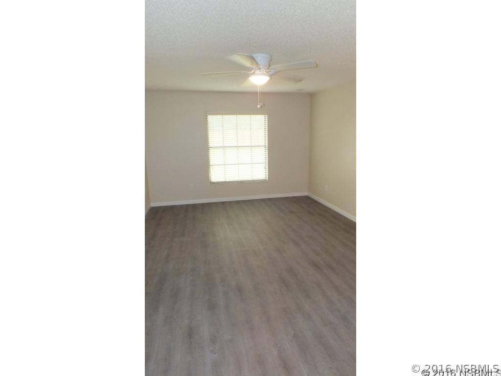 124 Hibiscus Road Edgewater, FL 32141 - Photo 11 of 28 Gallery Image 11