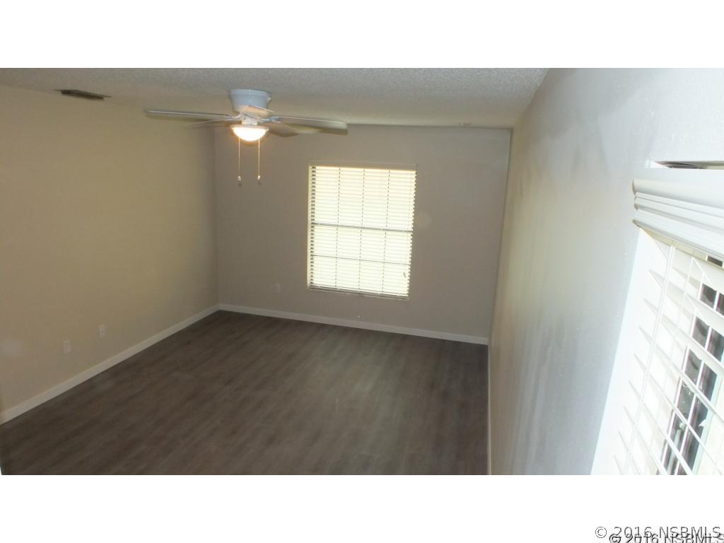 124 Hibiscus Road Edgewater, FL 32141 - Photo 12 of 28 Gallery Image 12