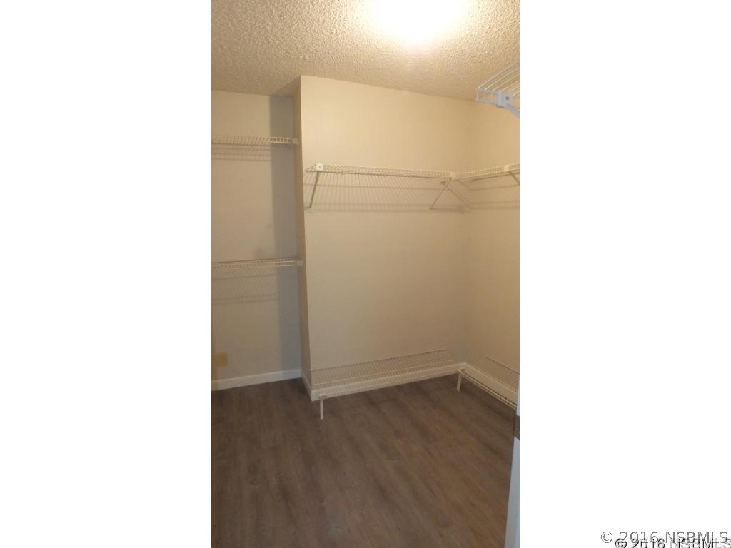 124 Hibiscus Road Edgewater, FL 32141 - Photo 13 of 28 Gallery Image 13