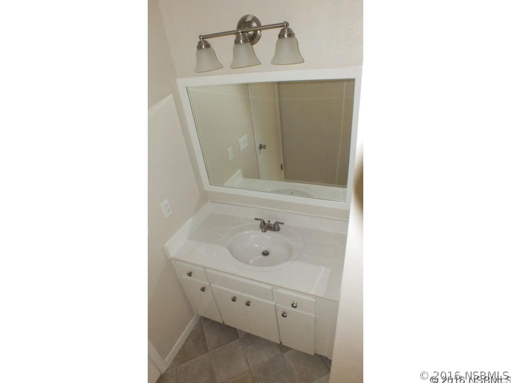 124 Hibiscus Road Edgewater, FL 32141 - Photo 15 of 28 Gallery Image 15