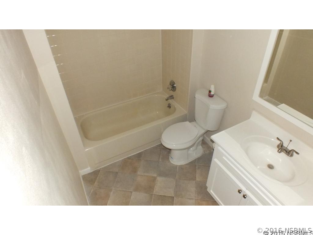 124 Hibiscus Road Edgewater, FL 32141 - Photo 22 of 28 Gallery Image 22