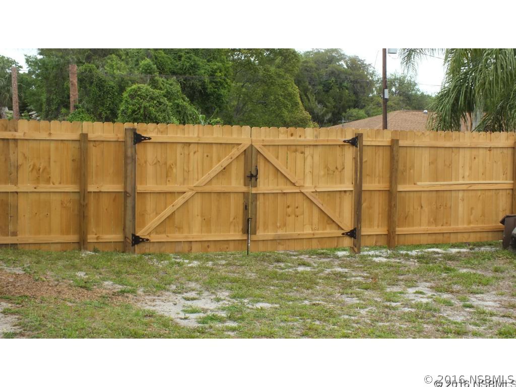 124 Hibiscus Road Edgewater, FL 32141 - Photo 27 of 28 Gallery Image 27