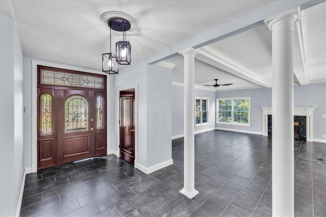 867 Jasons Way Forsyth, IL 62535 - Photo 3 of 43 Gallery Image 3