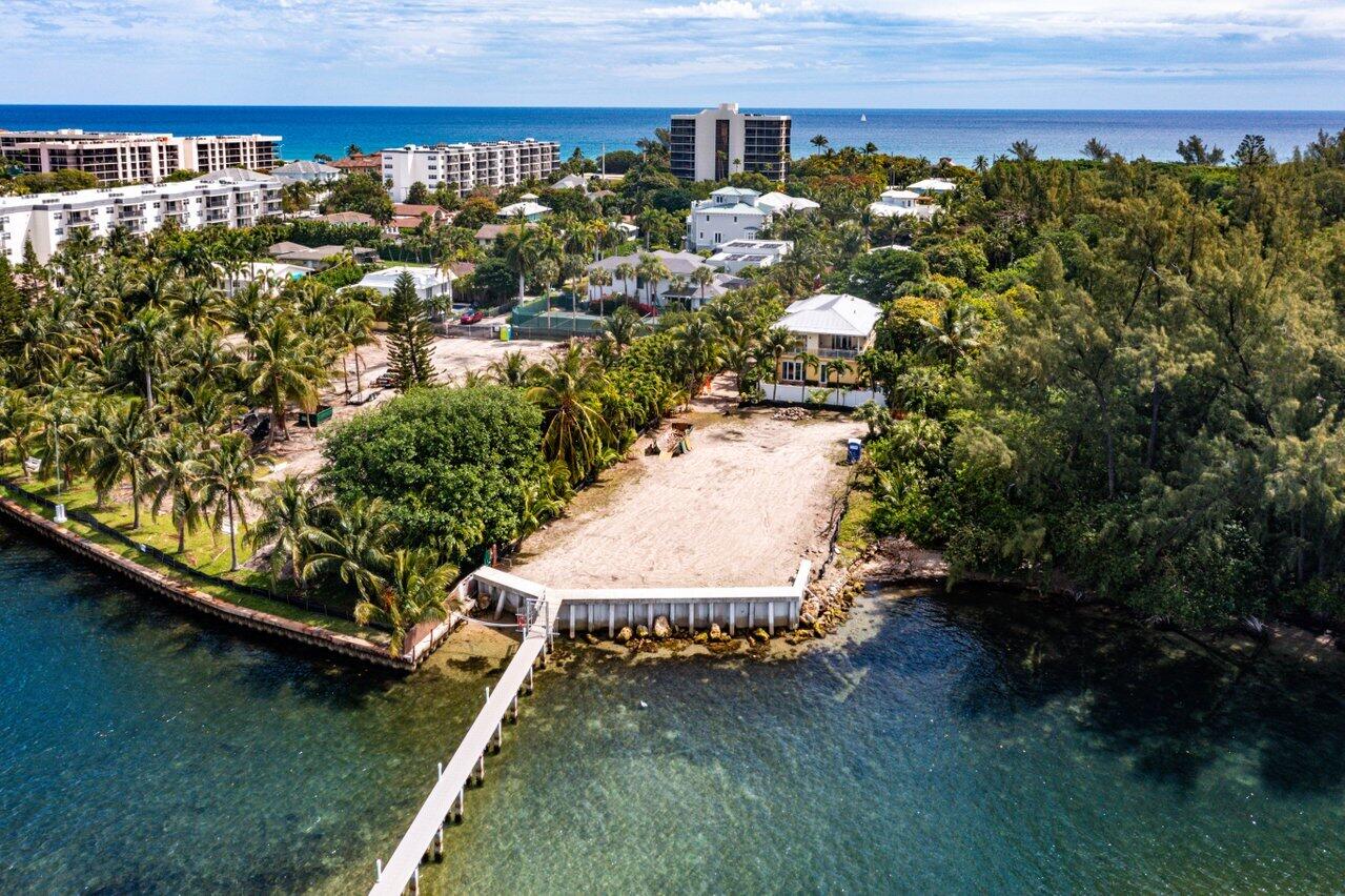 900 Lago Mar Lane, Unit 200 Boca Raton, FL 33431 - Photo 9 of 23 003-900LagoMarLane-BocaRaton-FL-33431-SM